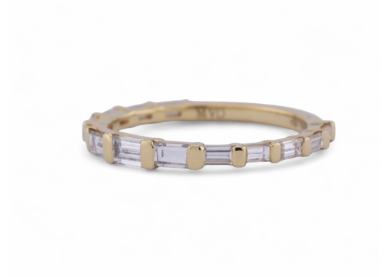 Modern baguette diamond eternity ring in 18kt yellow gold, Italian, 0.87 carats G/H VS–SI.
