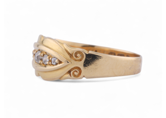 Edwardian Diamond Five Stone Carved Gypsy Ring In 18Kt Yellow Gold