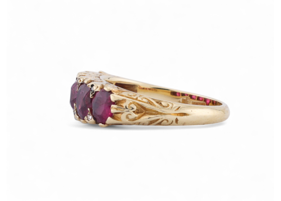 Victorian ruby five stone carved ring in 18kt yellow gold – Courtville Antiques