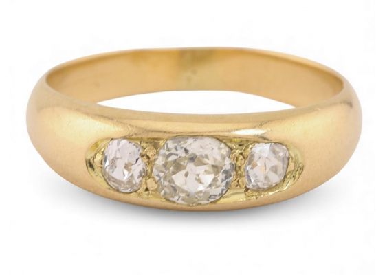 Antique Three Stone Diamond Ring In 18kt Yellow Gold