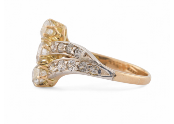 Early Edwardian Three Stone Diamond Twist Ring In Silver On 18kt yellow Gold